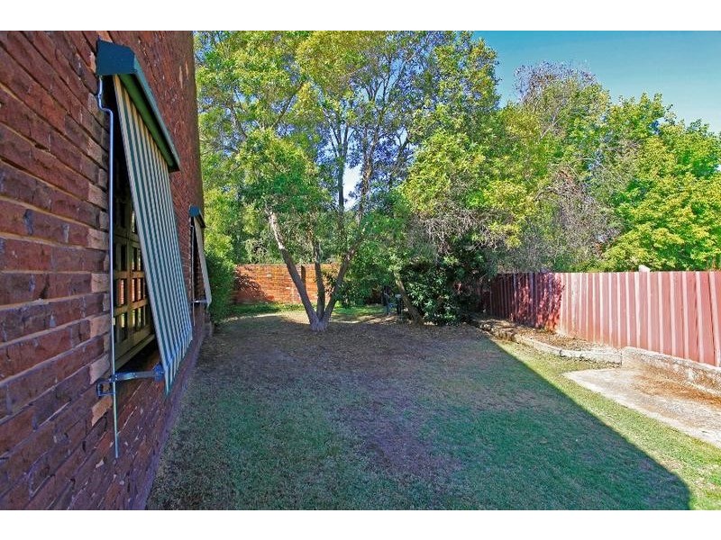 2/551 Lyne Street, Lavington NSW 2641