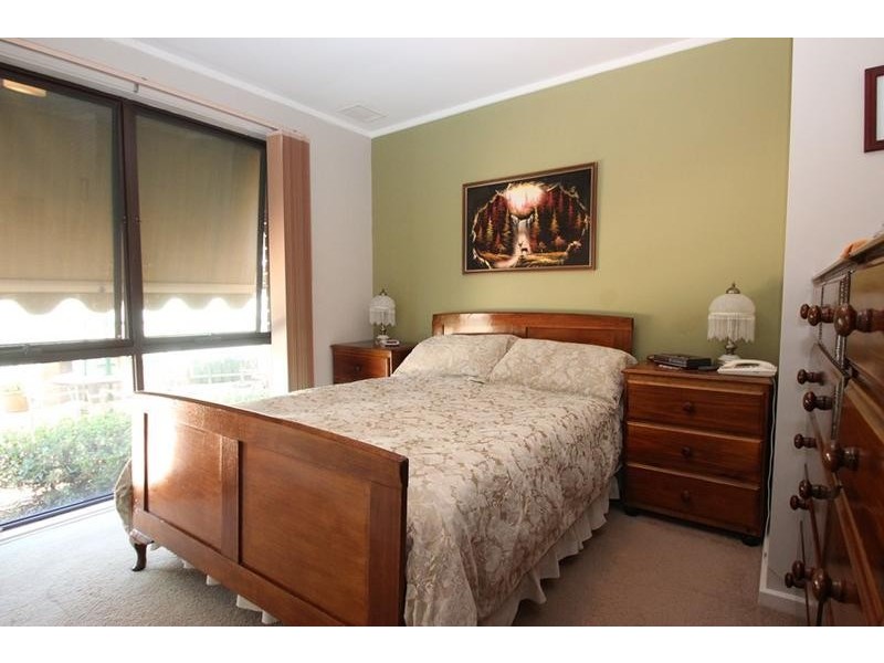 26 Goolagar Crescent, Lavington NSW 2641