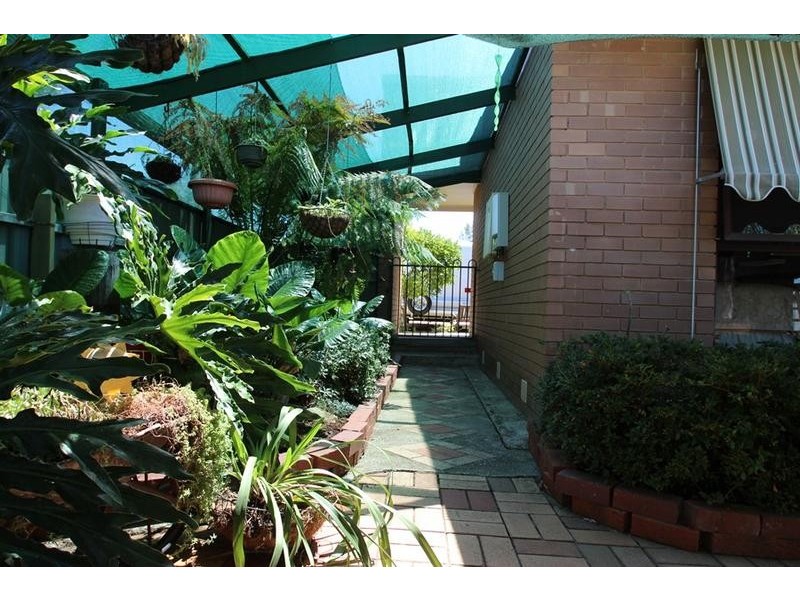 26 Goolagar Crescent, Lavington NSW 2641