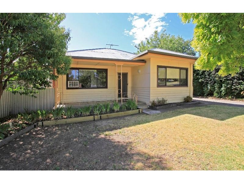 428 Schubach Street, East Albury NSW 2640