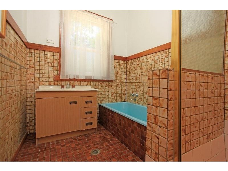 428 Schubach Street, East Albury NSW 2640