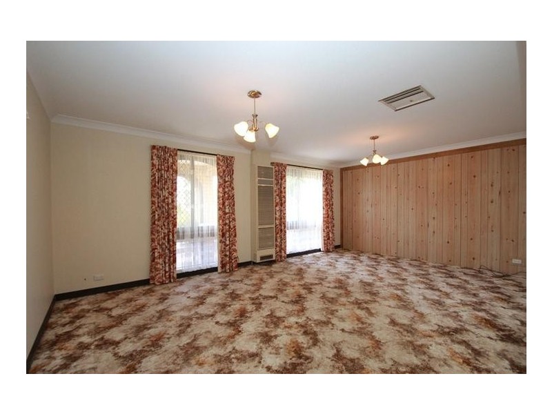 567 Buchhorn Street, Lavington NSW 2641