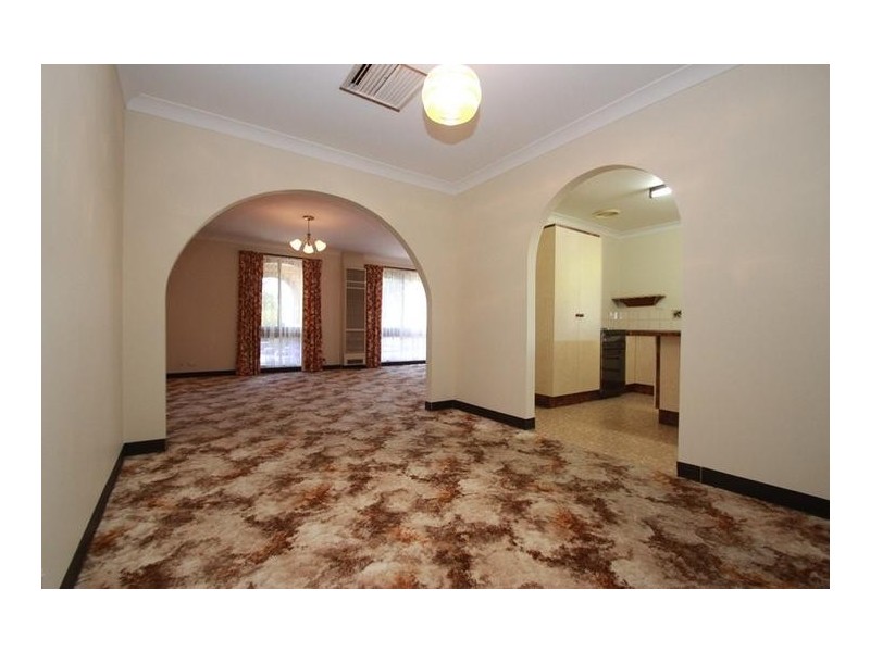 567 Buchhorn Street, Lavington NSW 2641