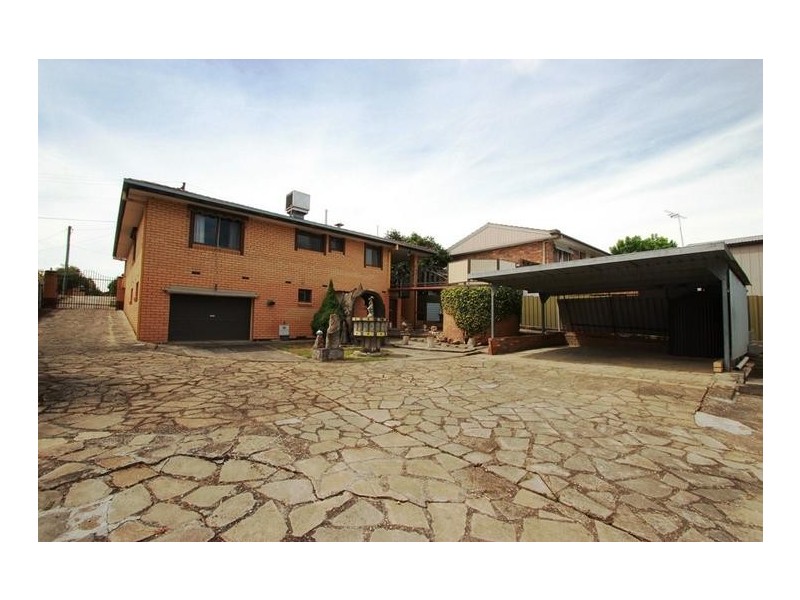 567 Buchhorn Street, Lavington NSW 2641
