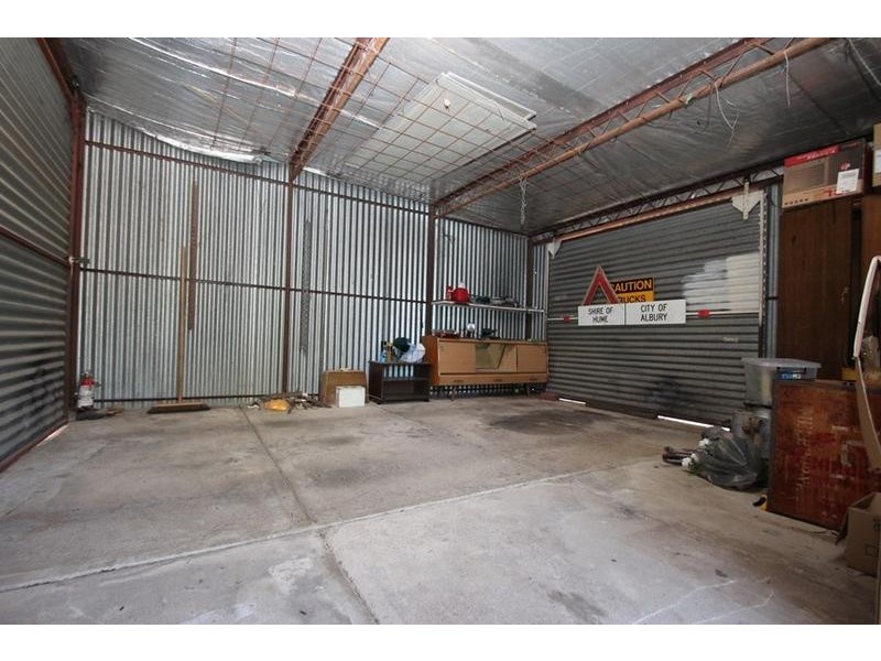 354 Sutherland Street, Lavington NSW 2641