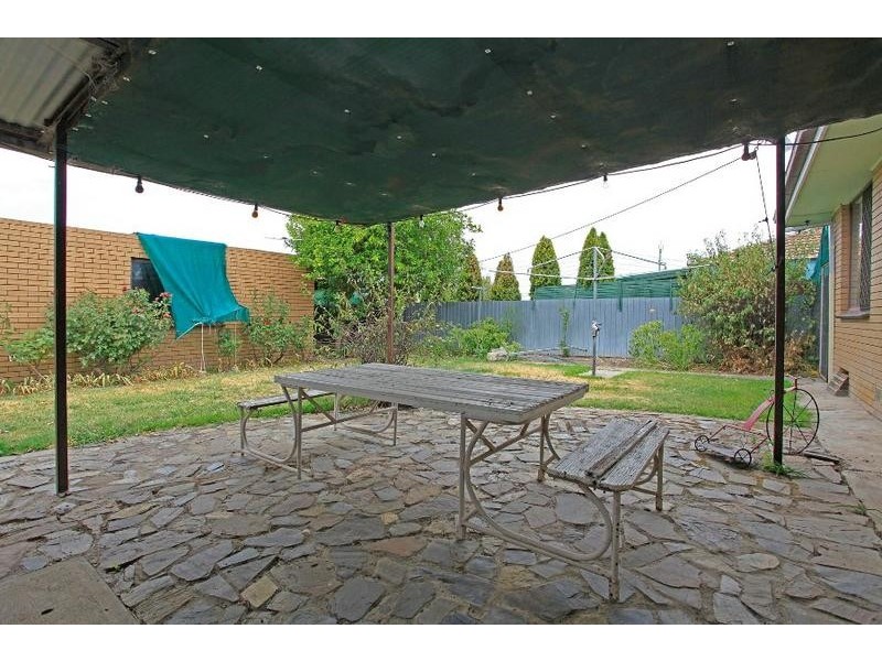 310 Parkland Crescent, Lavington NSW 2641