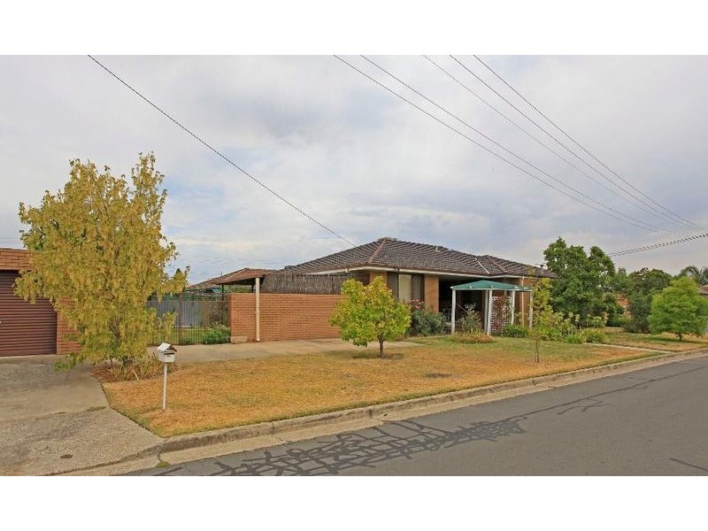 310 Parkland Crescent, Lavington NSW 2641