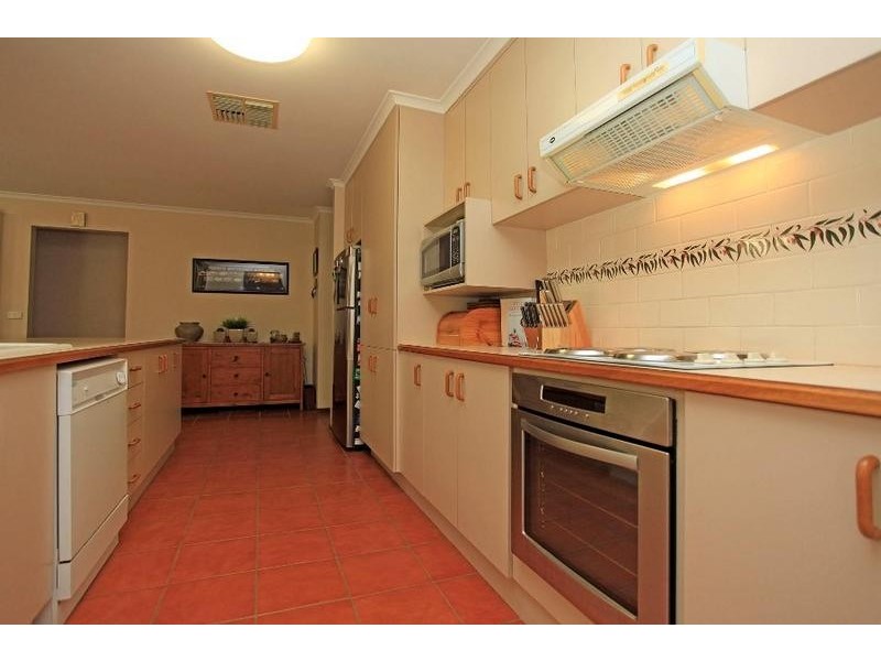 35 Hallam Street, Glenroy NSW 2640