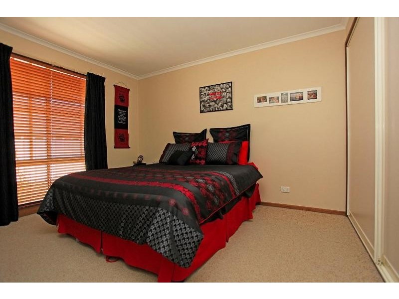 35 Hallam Street, Glenroy NSW 2640