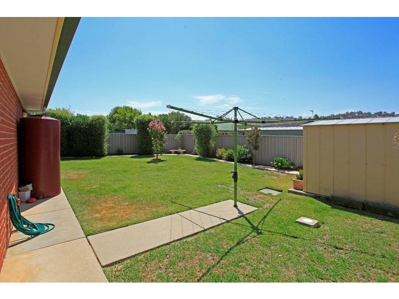 35 Hallam Street, Glenroy NSW 2640