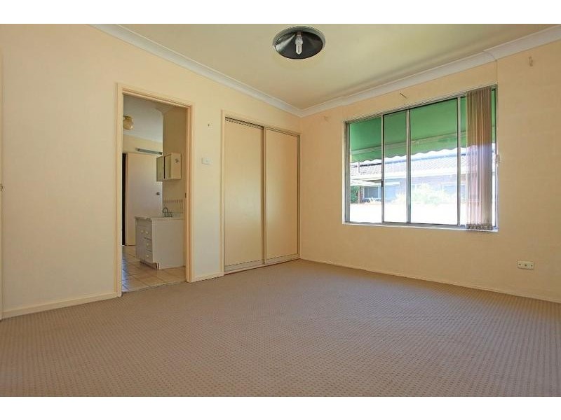 4/678 Wilkinson Street, Glenroy NSW 2640