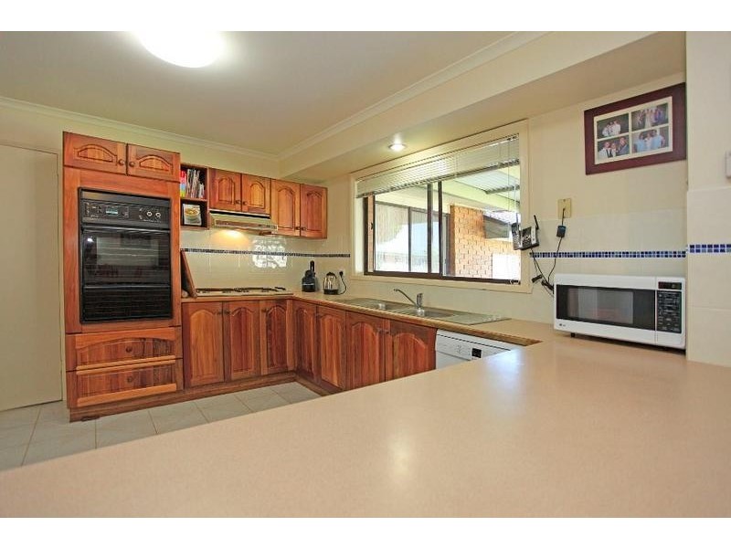 18 O’Brien Court, West Albury NSW 2640
