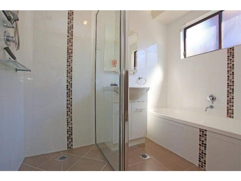 18 O’Brien Court, West Albury NSW 2640