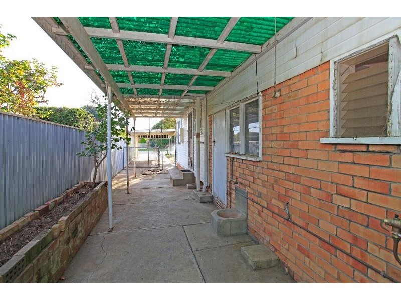 998 Tullimbar Street, North Albury NSW 2640