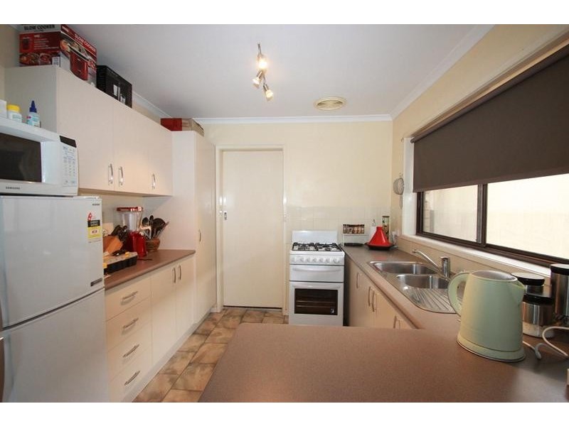 38 McMaster Avenue, Lavington NSW 2641