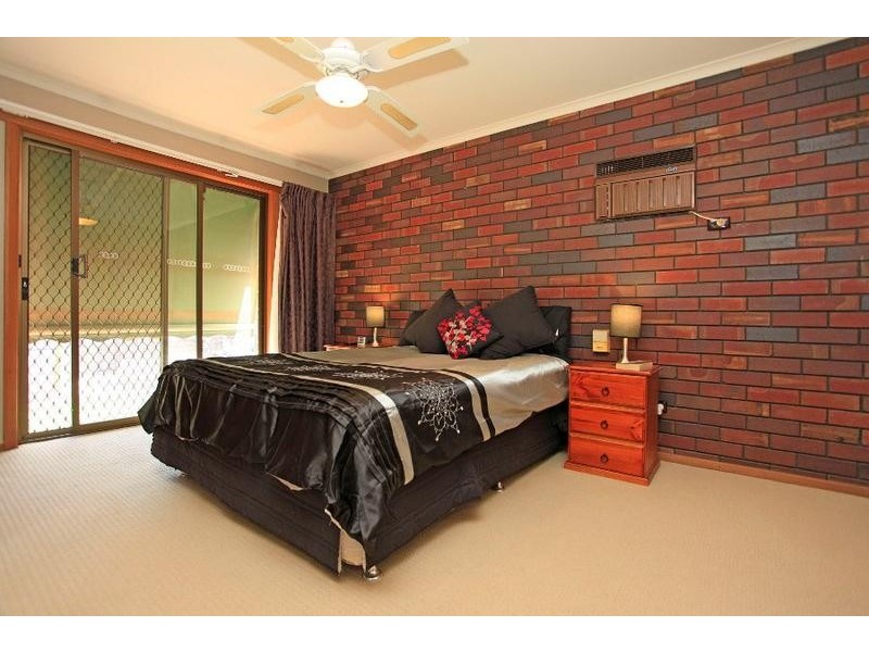 340 Cheyenne Drive, Lavington NSW 2641