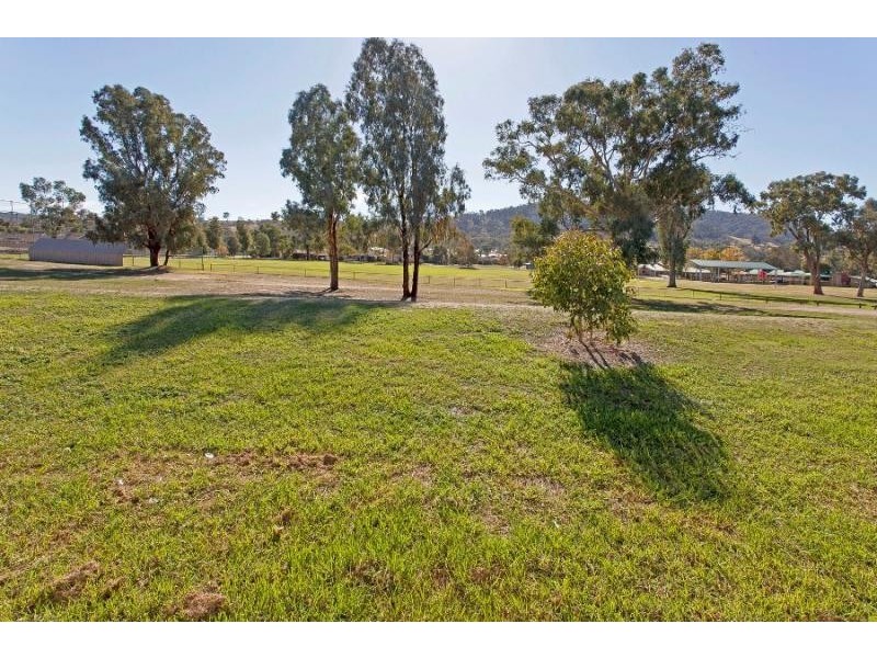 362 Kaitlers Road, Lavington NSW 2641