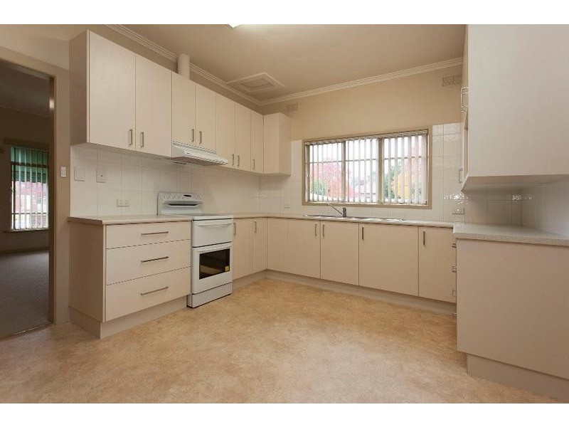 1056 Corella Street, North Albury NSW 2640