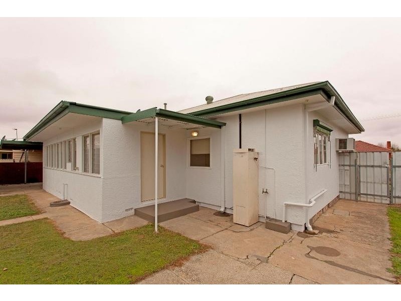 1056 Corella Street, North Albury NSW 2640