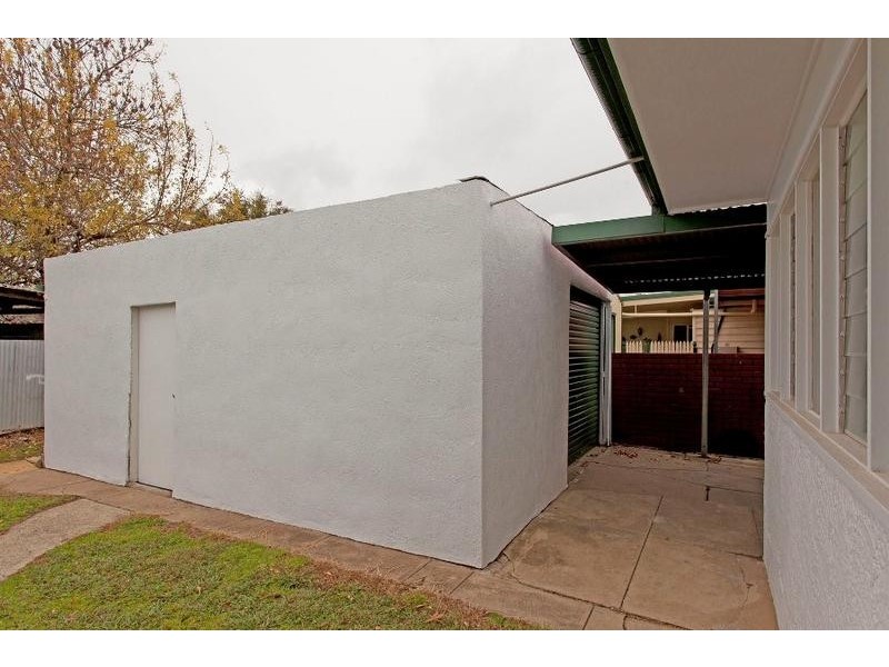 1056 Corella Street, North Albury NSW 2640