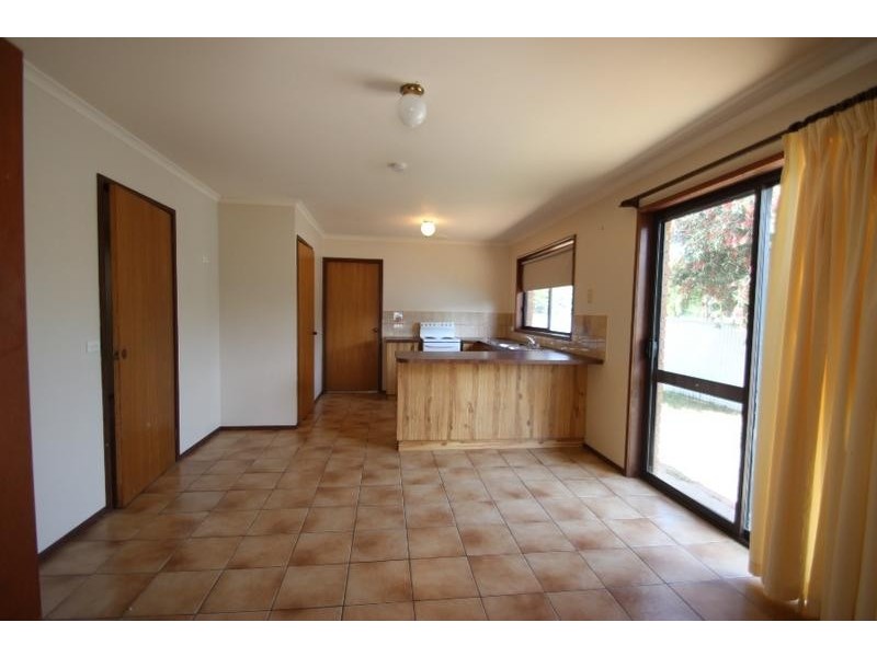 72 Huon Street, Jindera NSW 2642