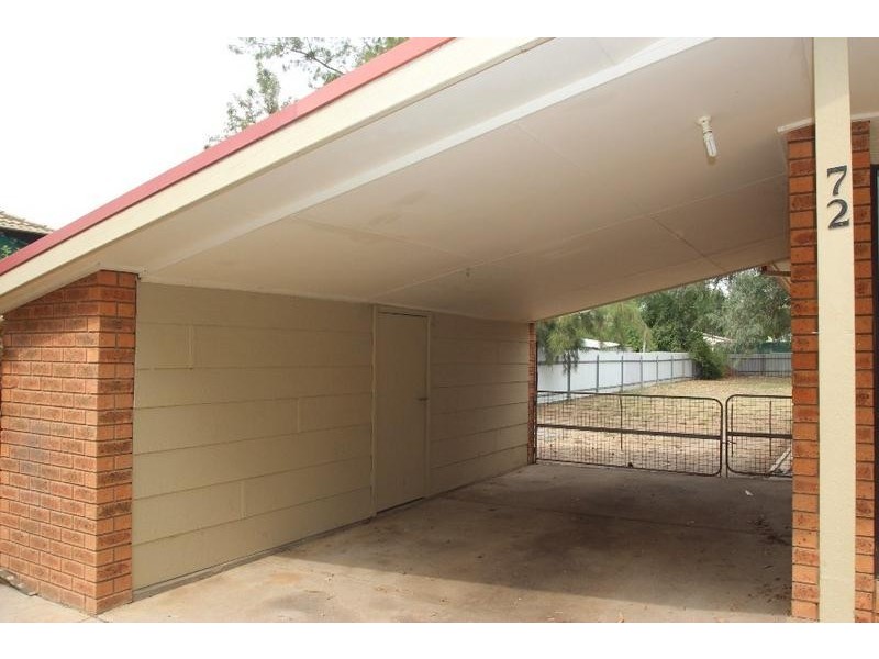 72 Huon Street, Jindera NSW 2642