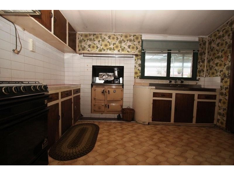 369 Dick Road, Lavington NSW 2641