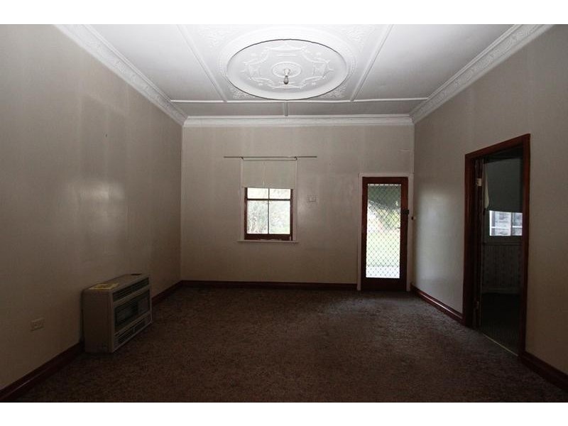 369 Dick Road, Lavington NSW 2641