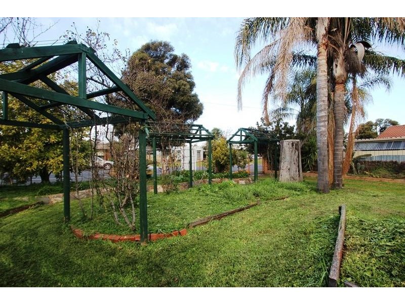 369 Dick Road, Lavington NSW 2641