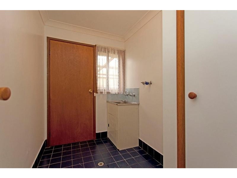 2 Graetz Court, Lavington NSW 2641