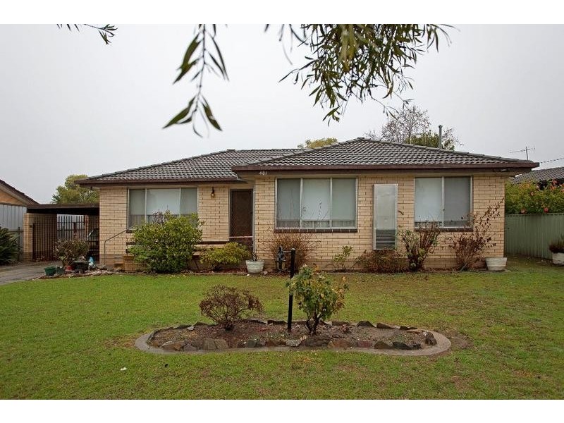 481 Kemp Street, Lavington NSW 2641