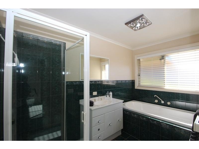 704 Daniel Street, Glenroy NSW 2640