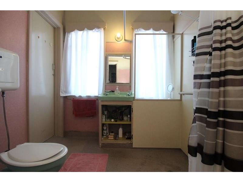 408 Union Road, Lavington NSW 2641