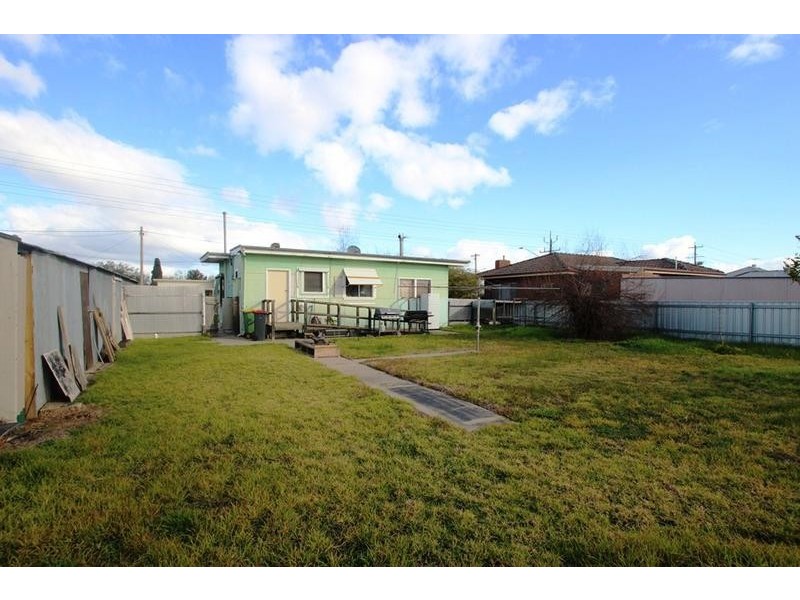 408 Union Road, Lavington NSW 2641