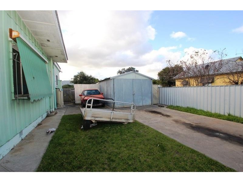 408 Union Road, Lavington NSW 2641