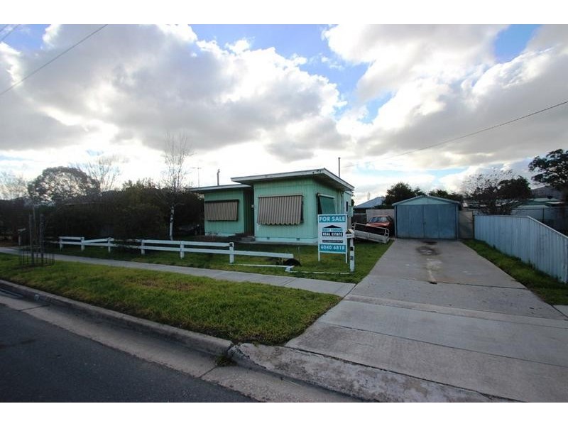 408 Union Road, Lavington NSW 2641