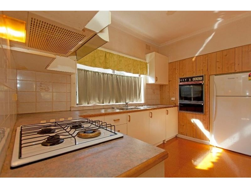 1082 Alemein Avenue, North Albury NSW 2640