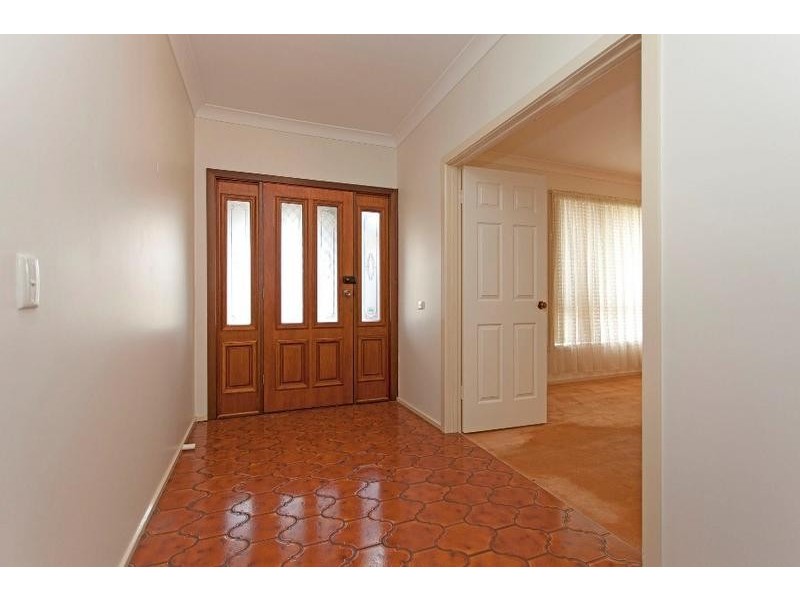 507 Iluka Crescent, Lavington NSW 2641