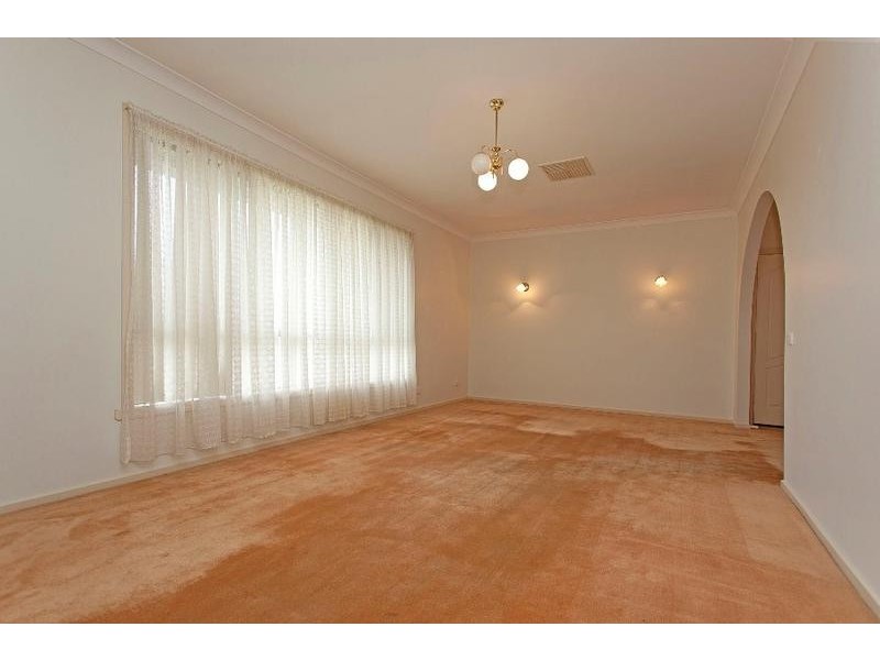 507 Iluka Crescent, Lavington NSW 2641