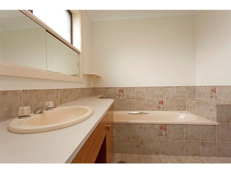 507 Iluka Crescent, Lavington NSW 2641