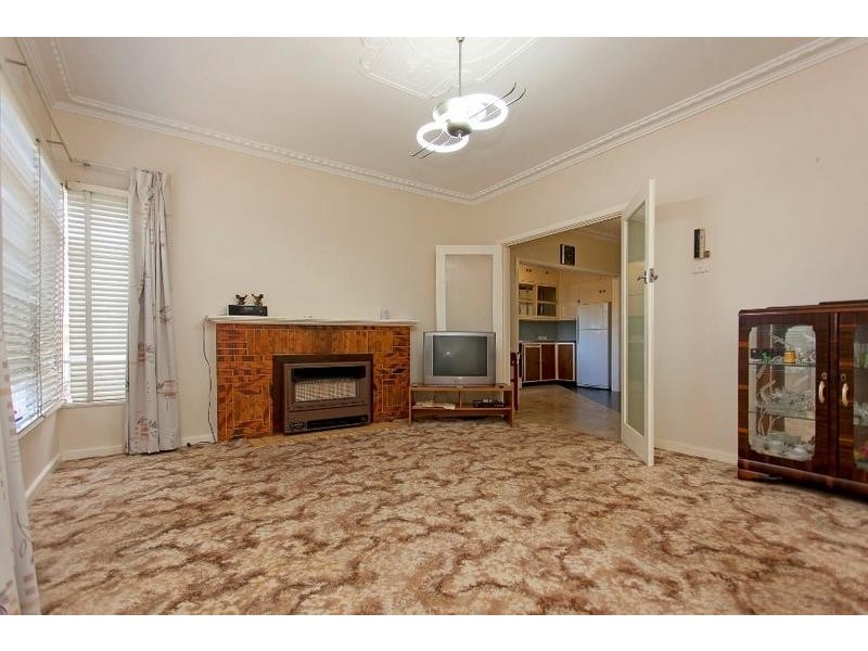 234 Walsh Street, East Albury NSW 2640