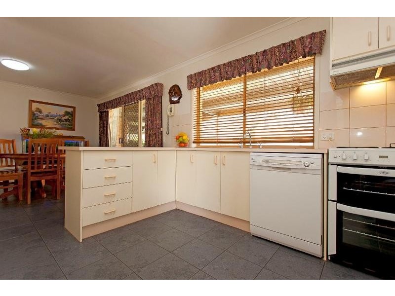 1 Daysdale Way, Thurgoona NSW 2640