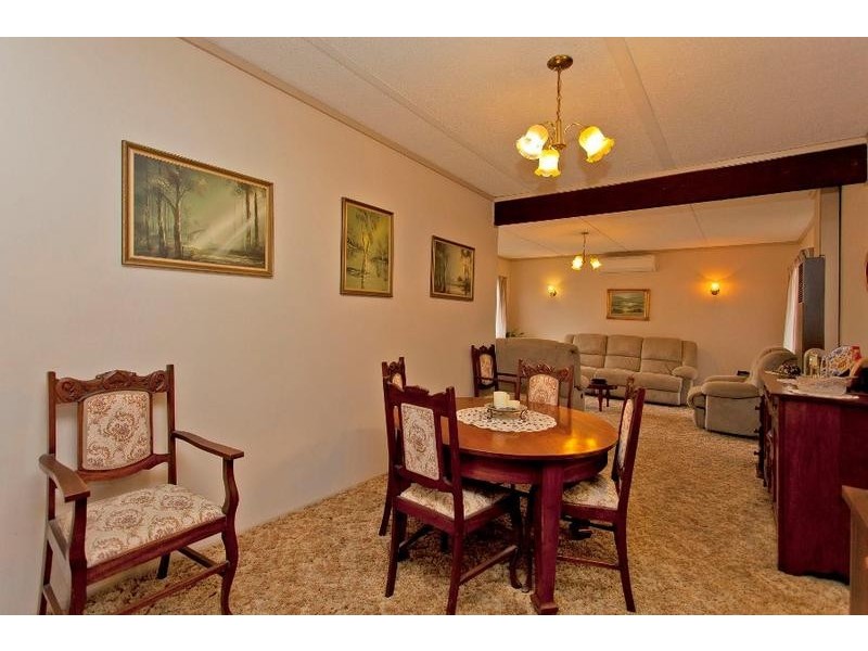 331 Mark Crescent, Lavington NSW 2641