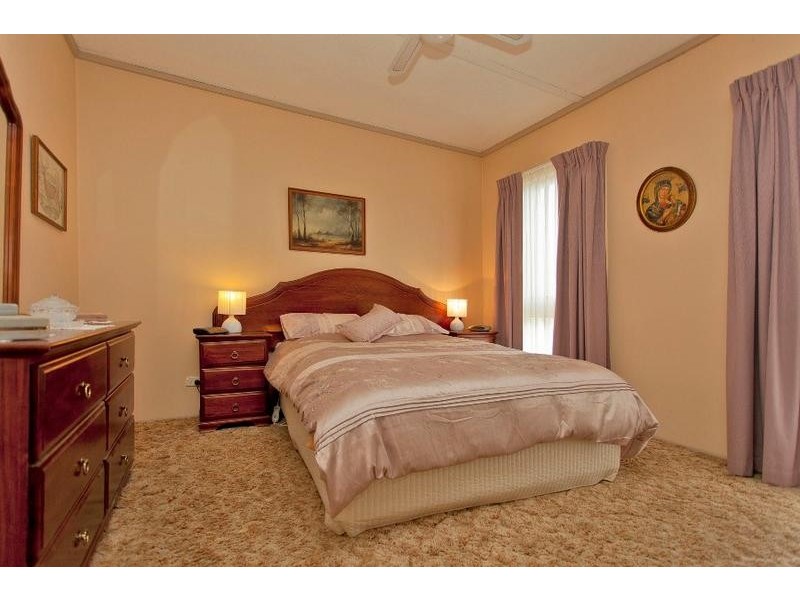 331 Mark Crescent, Lavington NSW 2641