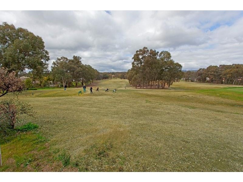 6 The Meadow, Thurgoona NSW 2640