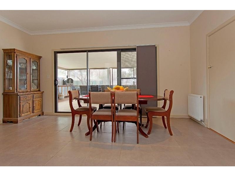 558 Moffat Street, Lavington NSW 2641