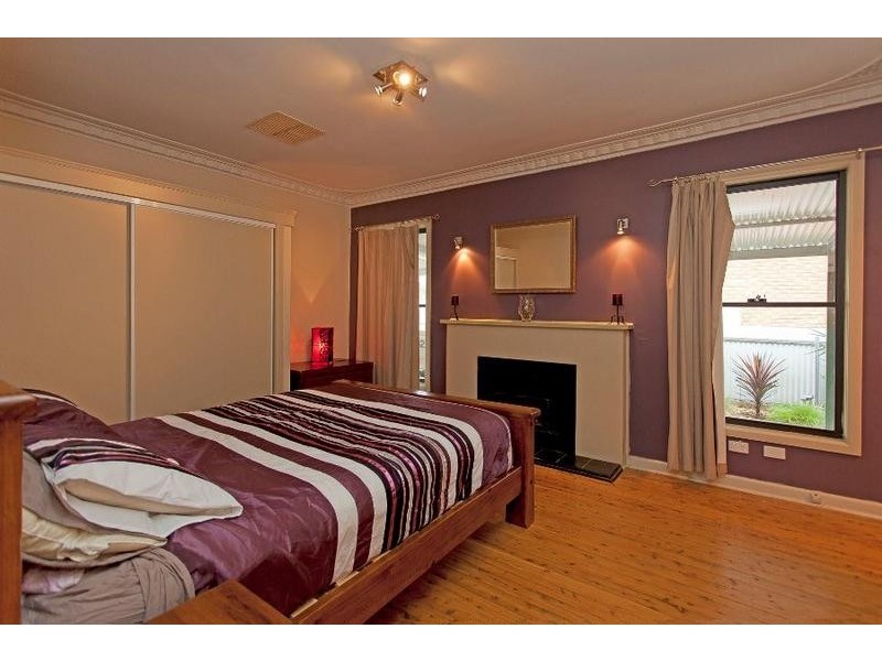 558 Moffat Street, Lavington NSW 2641