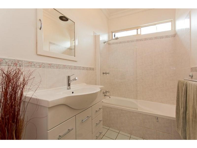 558 Moffat Street, Lavington NSW 2641