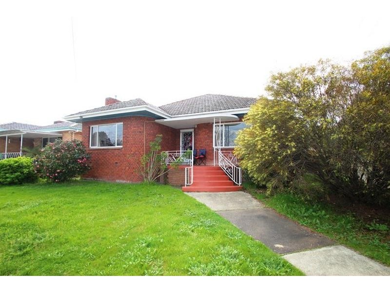 582 Poole Street, Albury NSW 2640