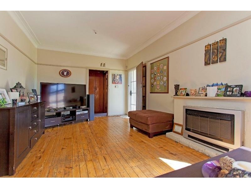 335 Curlew Crescent, North Albury NSW 2640